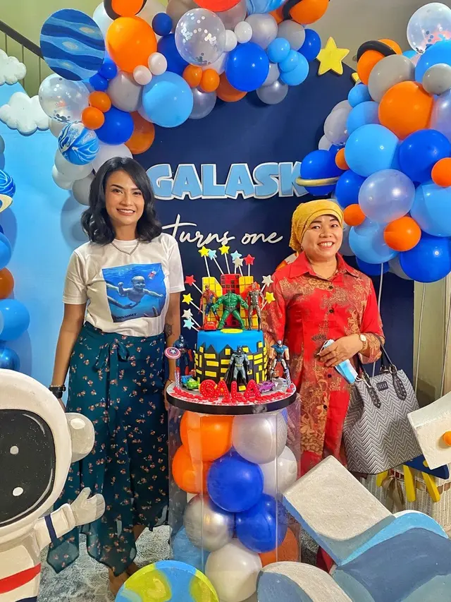 6 Momen Kenangan Mendiang Vanessa Angel dan Ibu Mertua, Dianggap Anak Sendiri