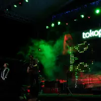 Jadi salah satu headliner, Sixpence None The Richer ciptakan suasana syahdu di The 90s Festival. (Nizar Zulmi/Bintang.com)