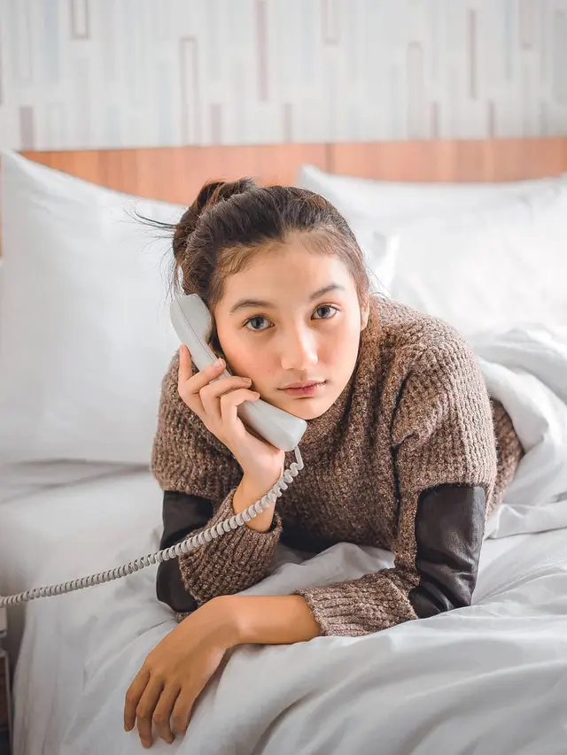 7 Peseona Fiolina Teja, Pemeran Alin Dalam Sinetron Dia Bukan Manusia