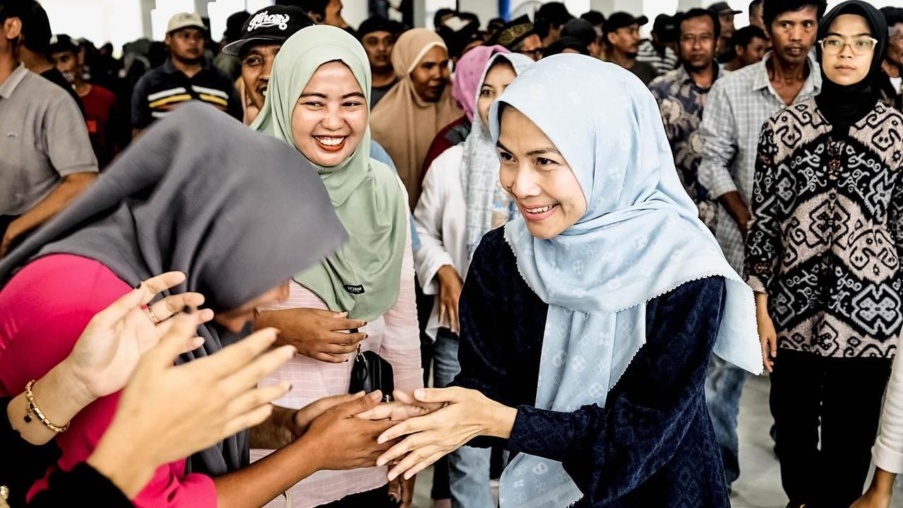Maju di Pilbup Serang 2024, Intip Profil Ratu Rachmatu Zakiyah yang Jadi Sorotan