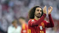 Marc Cucurella (24) dari Spanyol melakukan selebrasi usai laga perempat final antara Jerman dan Spanyol pada turnamen sepak bola Euro 2024 di Stuttgart, Jerman, Jumat, 5 Juli 2024. (AP Photo/Antonio Calanni)