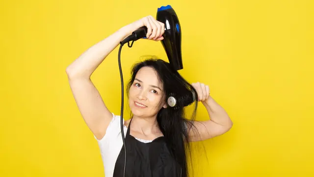 Cara Merawat Rambut Perm agar Tahan Lama (photo by freepik.com)