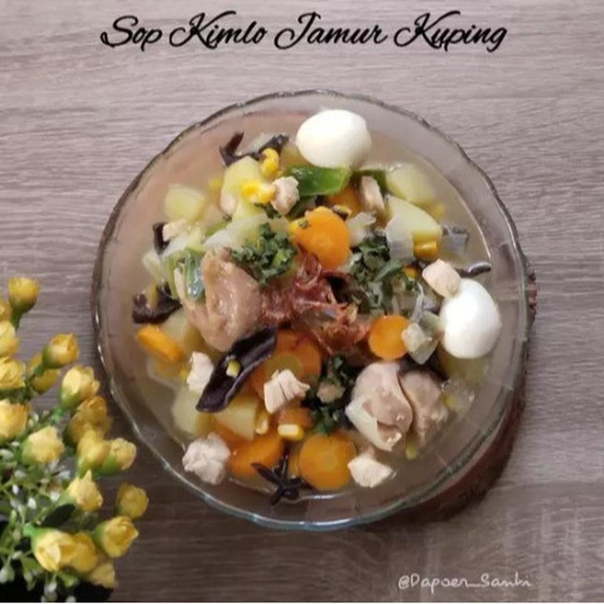 Sop Kimlo Jamur Kuping