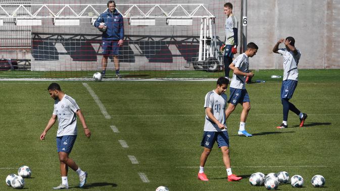 Foto Sesi Latihan Bayern Munchen Di Tengah Pandemi Corona Bola Liputan6 Com
