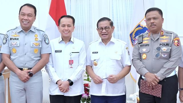 Gubernur Jakarta Pramono Anung beraudiensi dengan para pemangku kepentingan soal kebijakan Samsat di Jakarta, utamanya tentang pajak kendaraan bermotor, Rabu (23/4) (Istimewa)