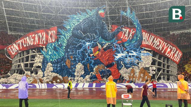 Foto: Aksi Koreografi Menakjubkan Buka Pertandingan Timnas Indonesia Vs Jepang di Kualifikasi Piala Dunia 2026