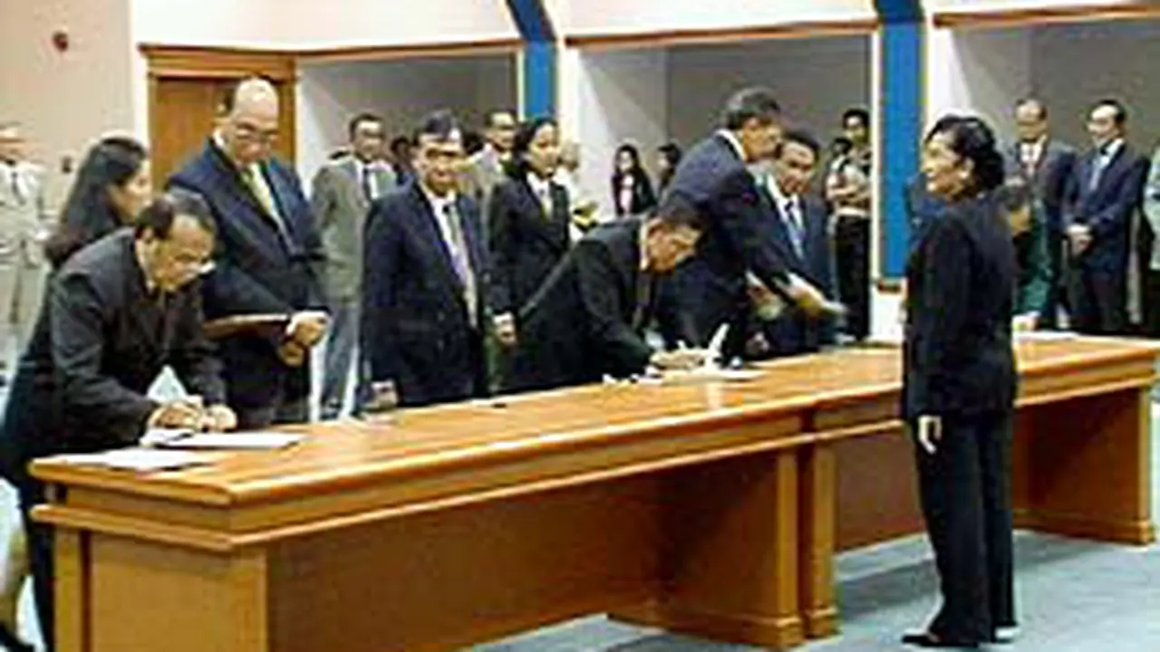 280405aDokterKerjasama.jpg