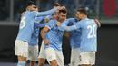 Lazio yang mendominasi jalannya laga sudah mampu menjebol gawang Fiorentina pada menit ke-8. Gol dicetak Nicolo Casale lewat tembakan keras setelah memaksimalkan umpan sepak pojok Luis Alberto. Skor 1-0 bertahan hingga babak pertama usai. (AP Photo/Alessandra Tarantino)