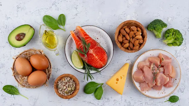 Perhatikan Porsi Protein dan Lemak