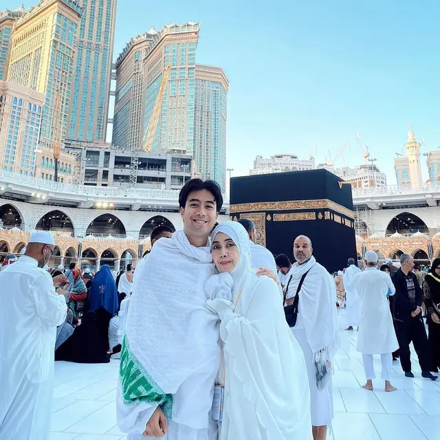 Vidi Aldiano dan Ibunda (instagram @vidialdiano)