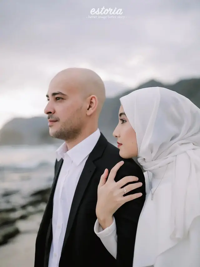 Resmi Menikah, Ini 6 Potret Prewedding Aktor Riza Shahab dan Sonia Alattas