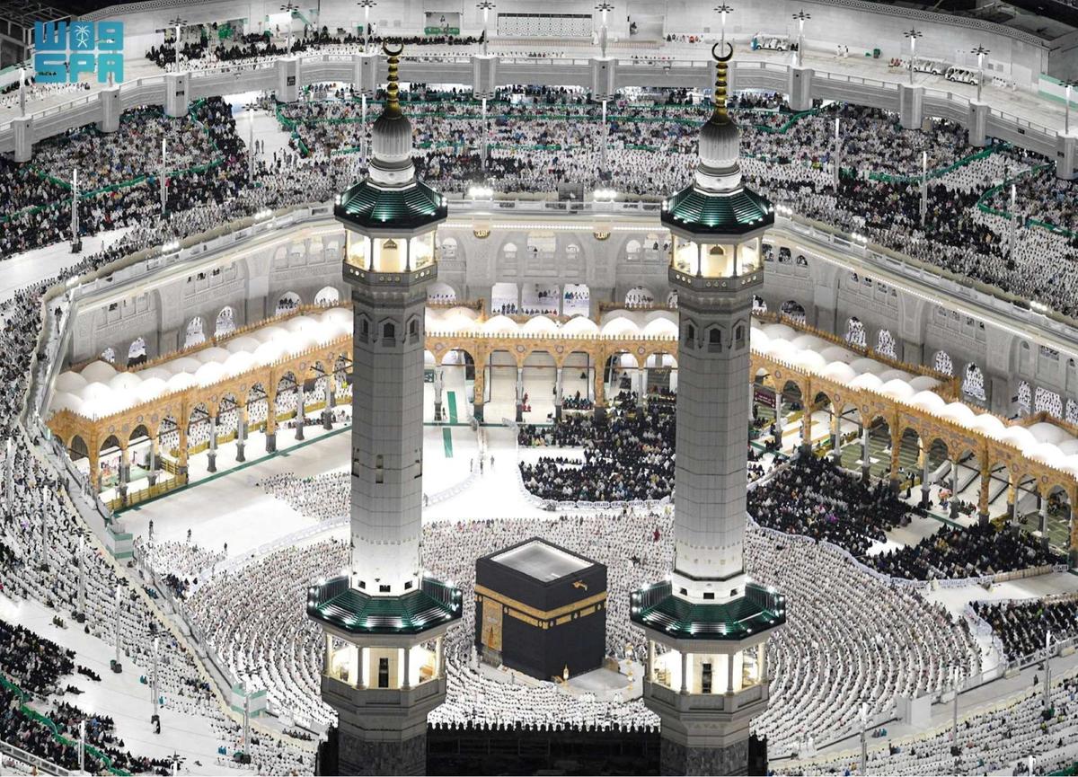 Suasana malam 21 Ramadan di Masjid Istiqlal
