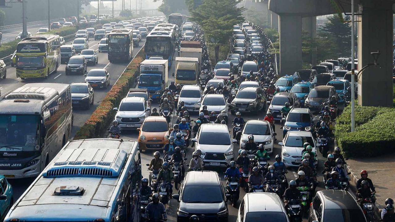 FOTO: Libur lebaran Usai, Jakarta kembali Macet