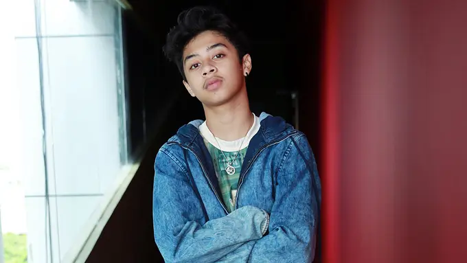 [Bintang] Bastian Steel 