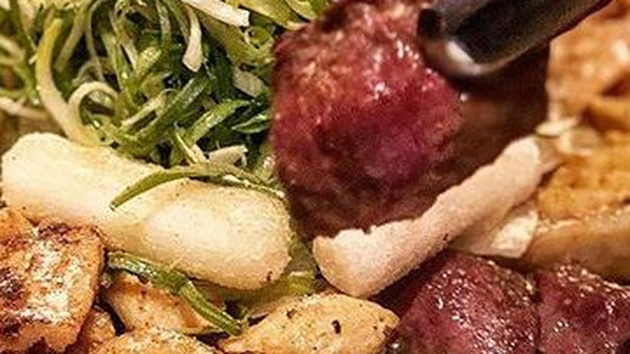 Menyantap Daechang dengan Nikmat