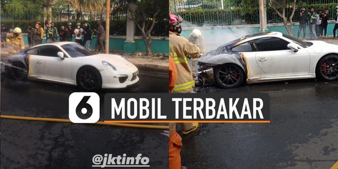 VIDEO: Viral Mobil Sport Terbakar di Jalan