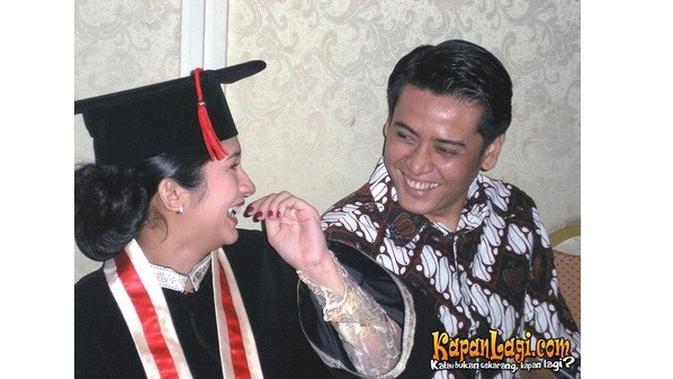Teuku Ryan dan Vira Yuniar (Sumber: KapanLagi.com)