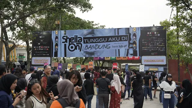 Highlight Kemeriahan Konser Sheila on 7 di Bandung, bank bjb Berikan Kemudahan Nasabah Dapatkan Tiketnya