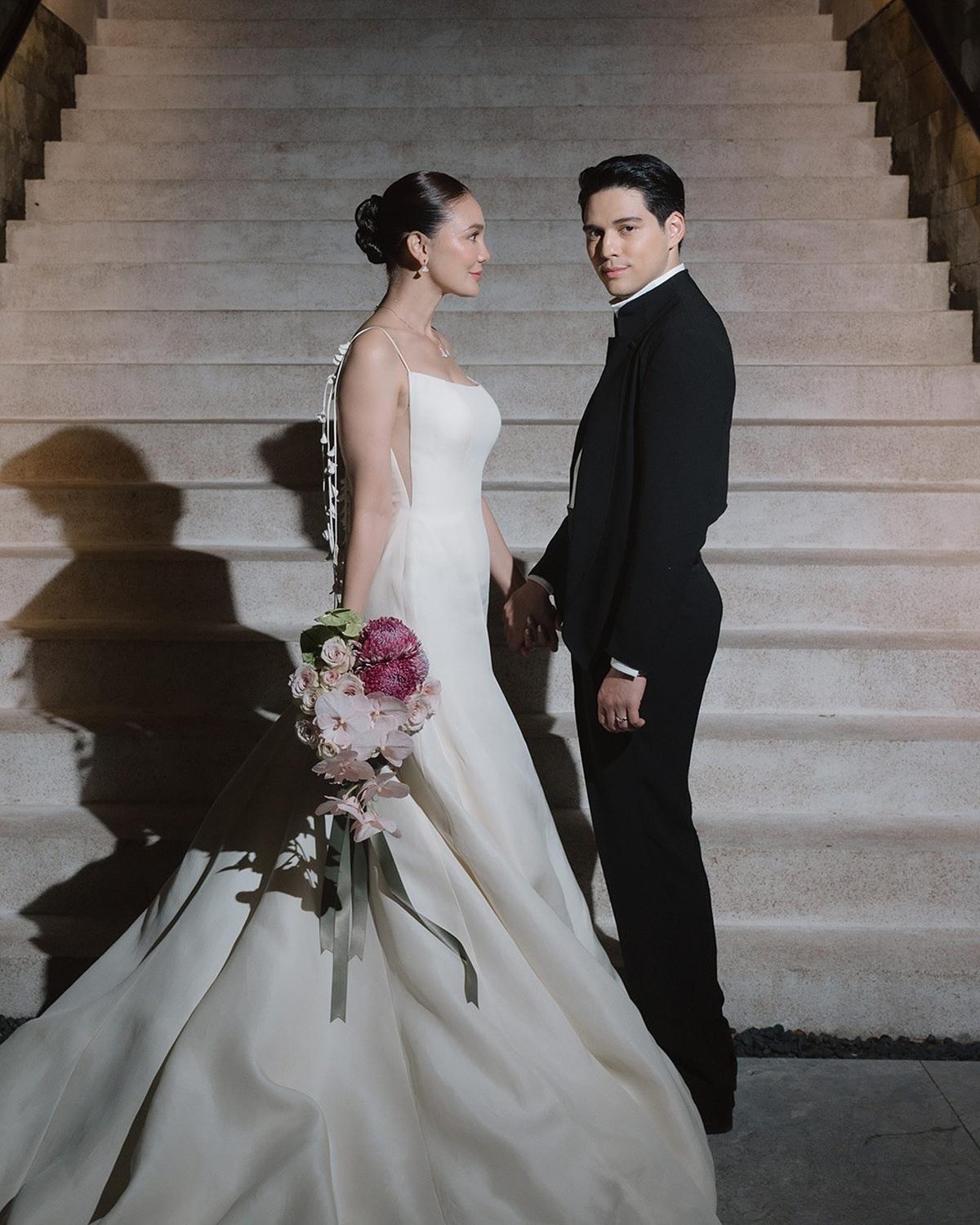 Tak Hanya Sang Pengantin, Ternyata 4 Seleb Cantik Ini Juga Pacari Berondong - Bawa Kekasih ke Nikahan Luna Maya