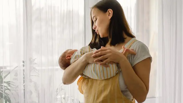 Mengatasi purple crying