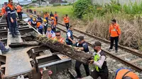 Strerilisasi Jalur Kereta Api, Upaya KAI Sumut Pastikan Keselamatan Perjalanan Penumpang