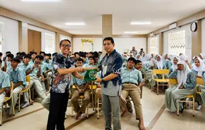 Teguh Setiawan IMDE Dorong Siswa SMK Pakai AI jadi Kolaborator Kreativitas