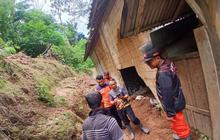 Banjir dan Longsor Pacitan Terjang Sudimoro, Belasan Rumah Terdampak dan Puluhan Lainnya Terendam Lumpur