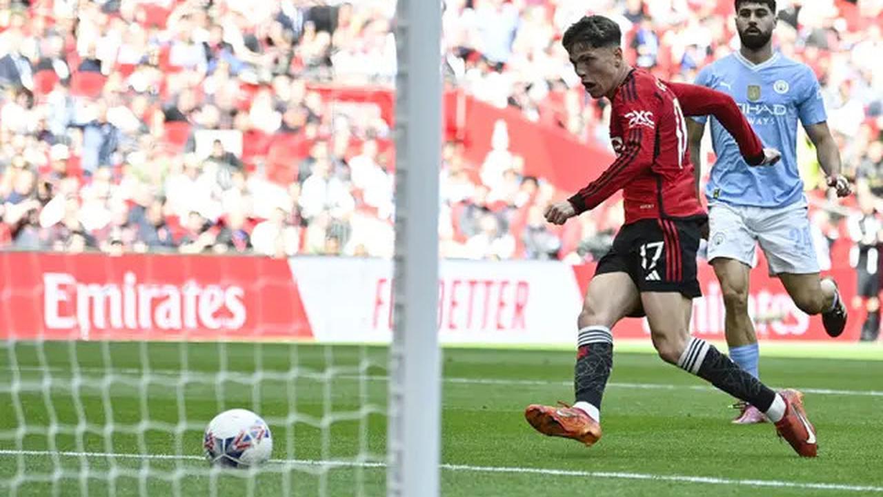 5 Bulan Berlalu, Guardiola Baru Ungkap Man City Kalah di Final FA dari MU Gara-Gara Pemainnya Masih Mabuk