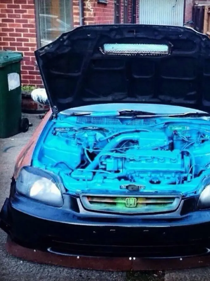 Modifikasi Mobil yang Bikin Kamu Mempertanyakan Arti Kehidupan