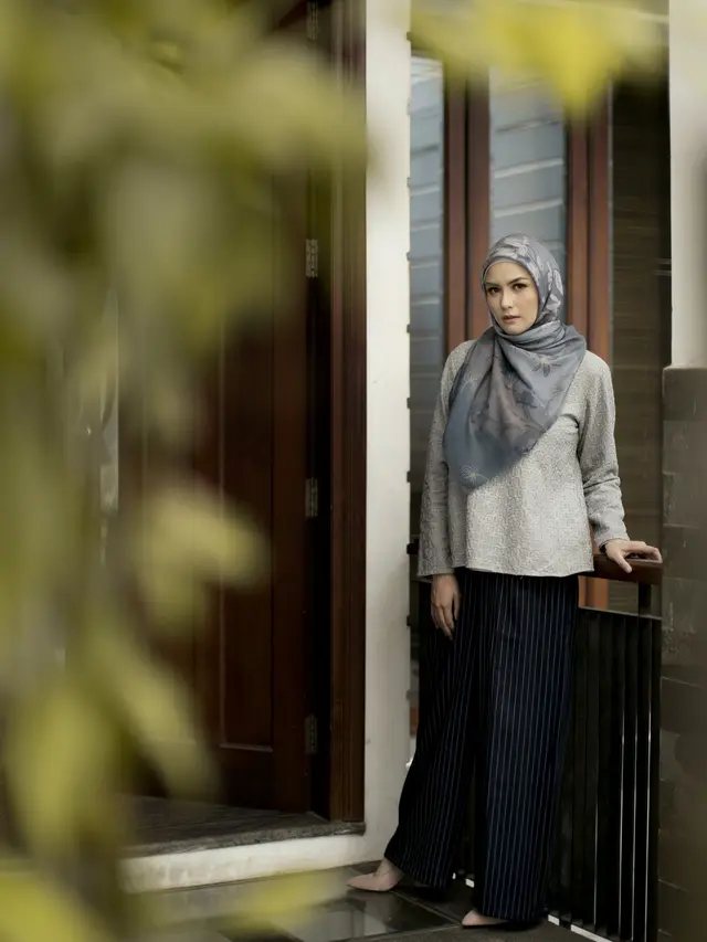 [Fimela] Revalina S Temat