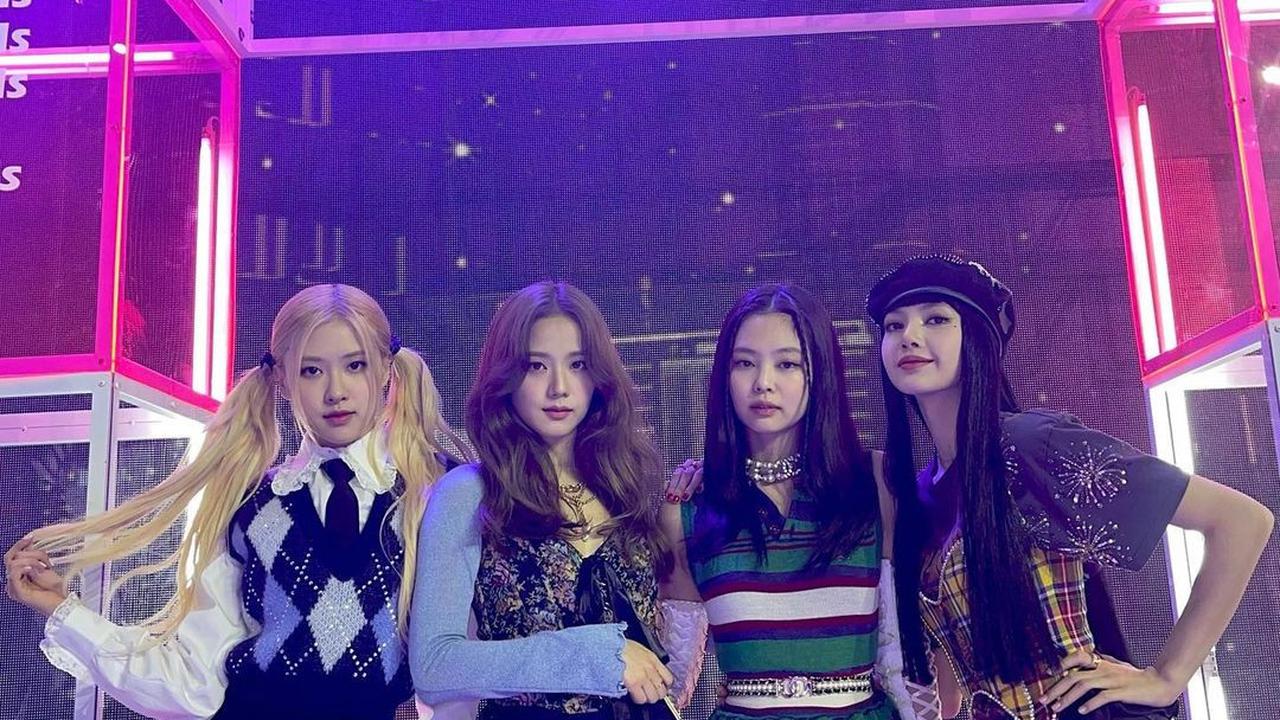 Blackpink. (Instagram/ roses_are_rosie)