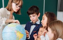 75 Kata Kata Perpisahan Sekolah untuk Guru yang Menyentuh Hati