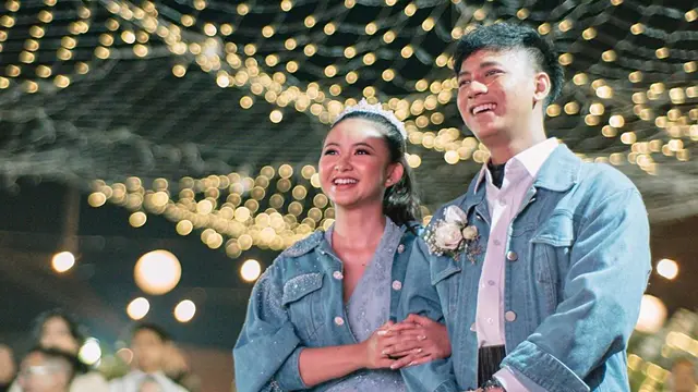 Tampil Kompak, Ini Potret Adinda Azani dan Suami dengan Busana Couple
