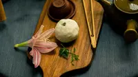 Ilustrasi mochi. (dok. Minh Anh Nguyen/Unsplash)