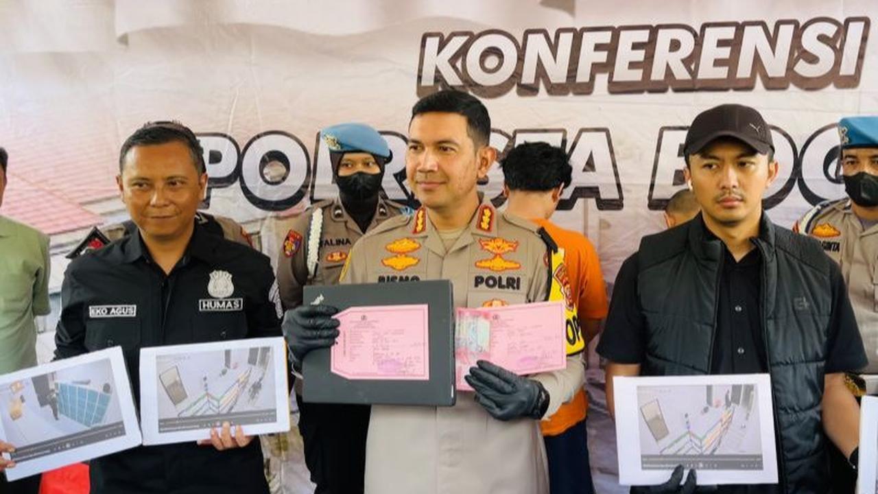 Polisi menangkap mantan manajer restoran Hotmen milik pengacara kondang Hotman Paris di Kelurahan Tajur, Kota Bogor, Jawa Barat.<br>