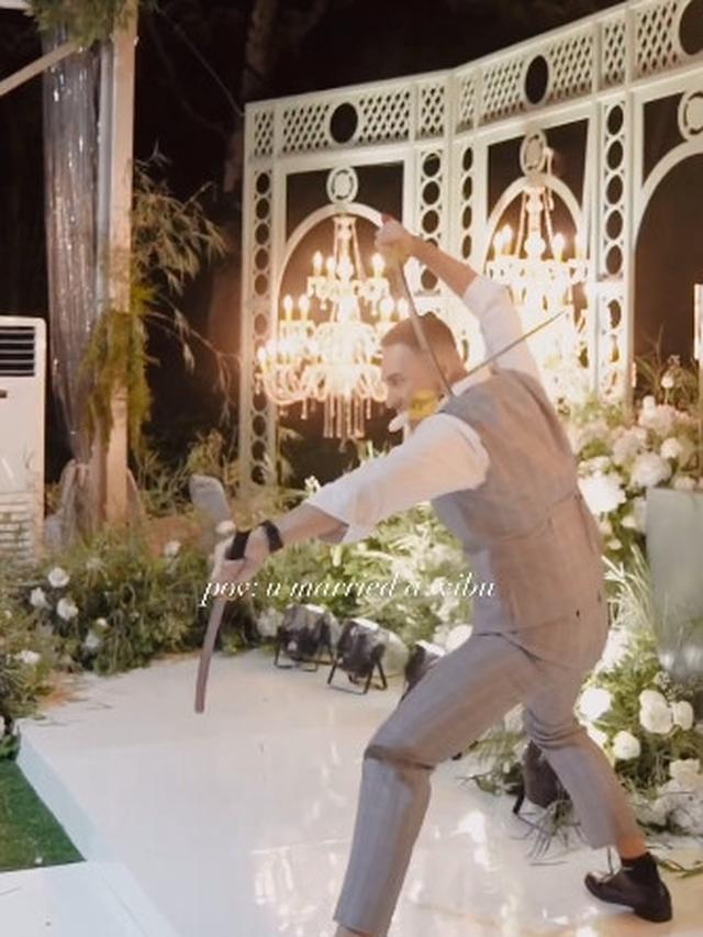 7 Momen Debi Sagita dan Marco Ivanos Cover Dance Lagu One Piece di Pesta Pernikahannya