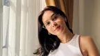 Blasteran Amerika Serikat, paras cantik Sandrinna Michelle sering dipuji netizen. Memulai karier sejak belia, tentunya banyak penggemar yang sudah mengikuti perjalanan karier Sandrinna Michelle. Dulu imut dan menggemaskan, Sandrinna Michelle kini makin cantik dan memesona. Gaya berpakaiannya sering dikomentari, Sandrinna memilih untuk mematikan kolom komentar. (Liputan6.com/IG/@sandrinna_11)