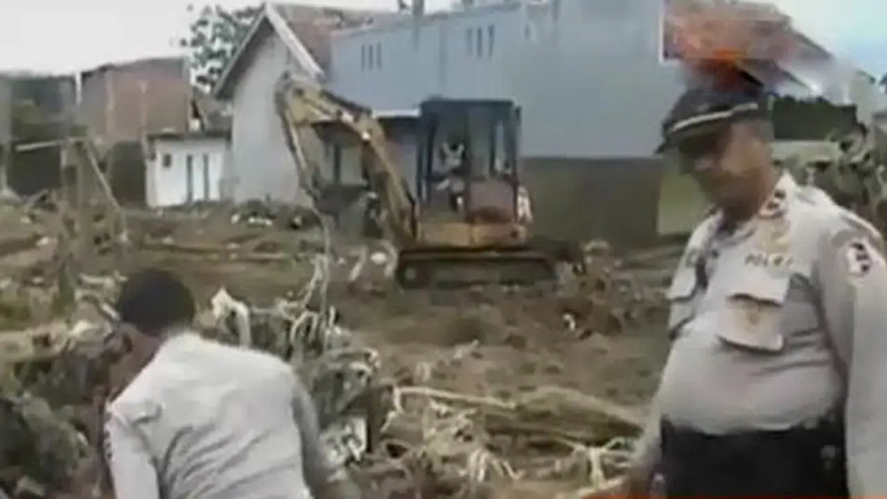 19 Orang Korban Banjir Garut Belum Ditemukan