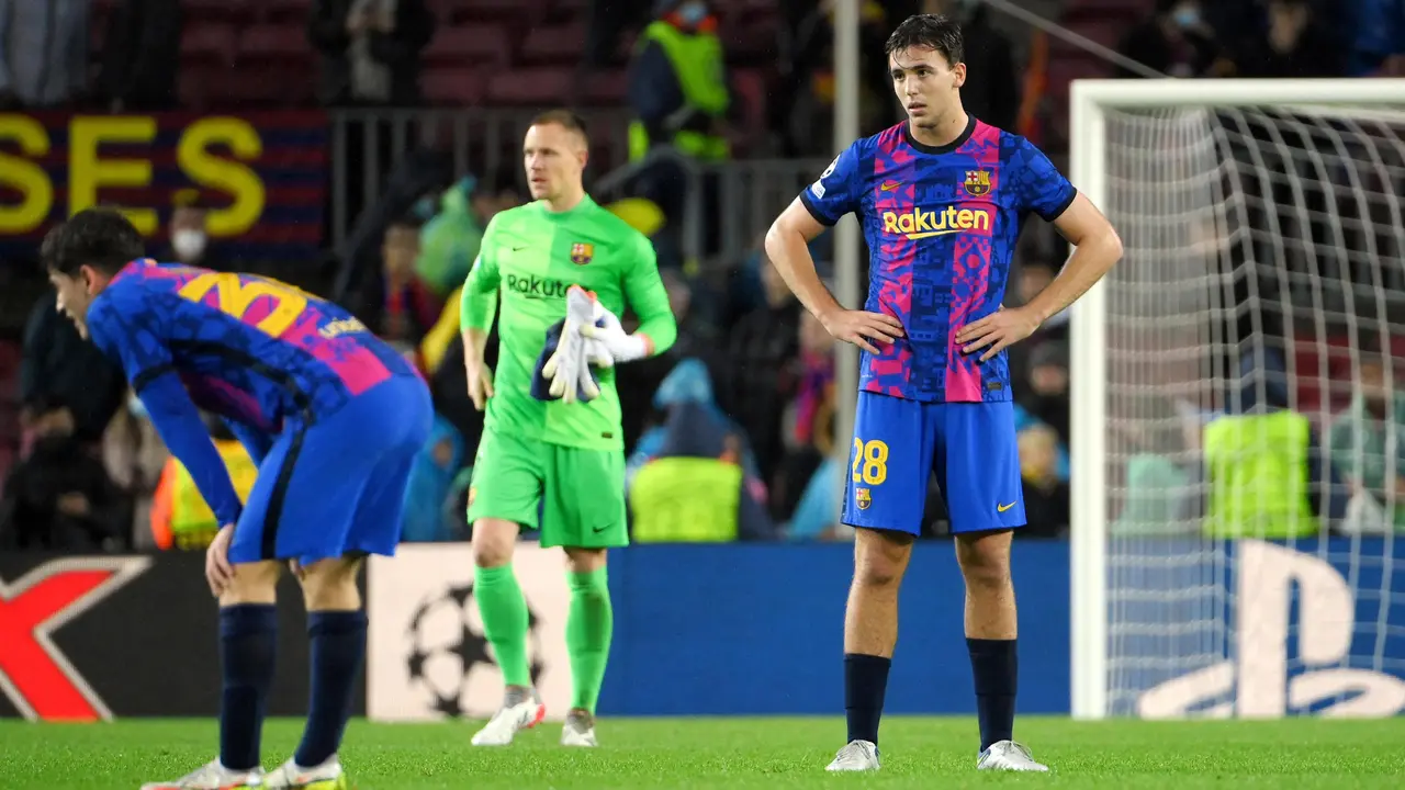 Foto: Beda Ekspesi Pemain Barcelona saat Sesi Latihan dan Setelah Laga Melawan Benfica di Liga Champions