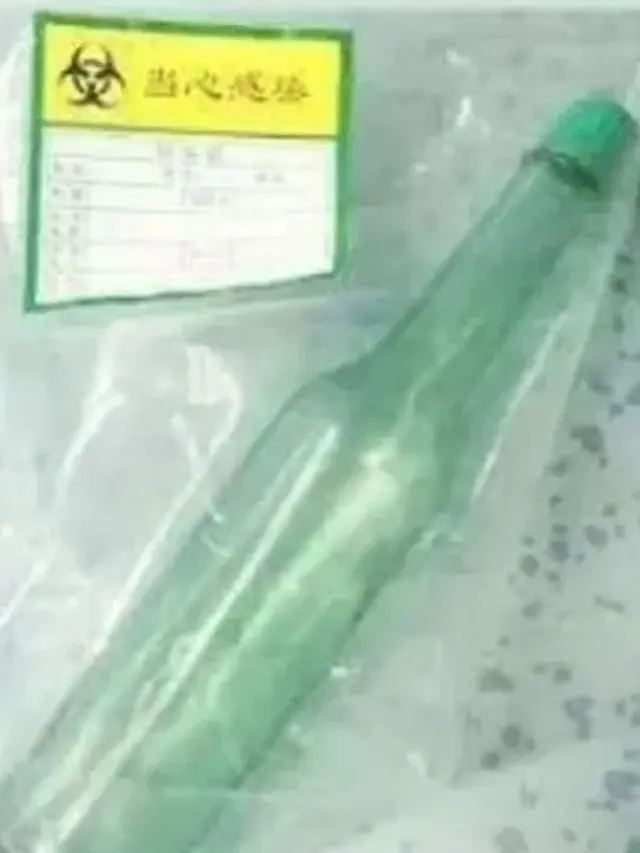 botol 17cm terjebak di anus
