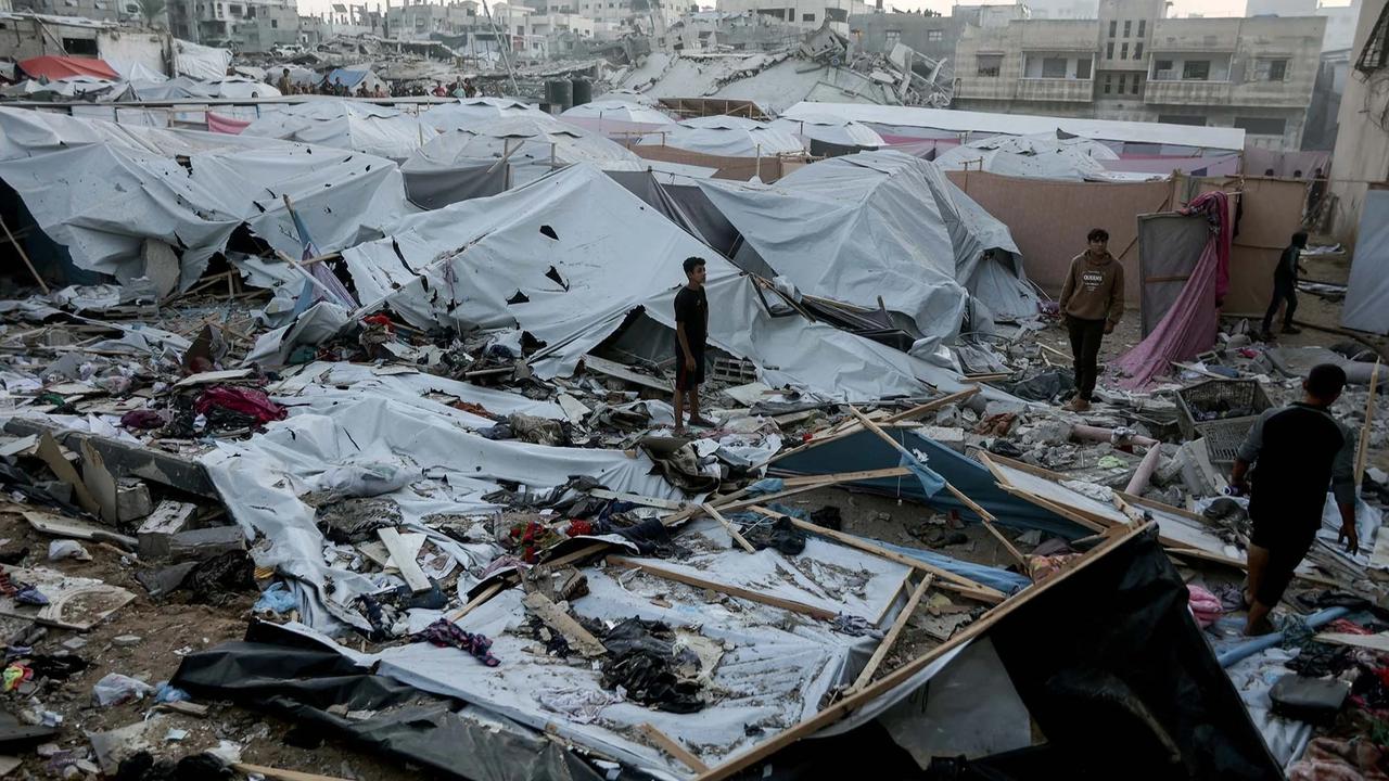 FOTO:  Serangan Udara Israel Hantam Kawasan Sipil di Gaza, 21 Warga Tewas