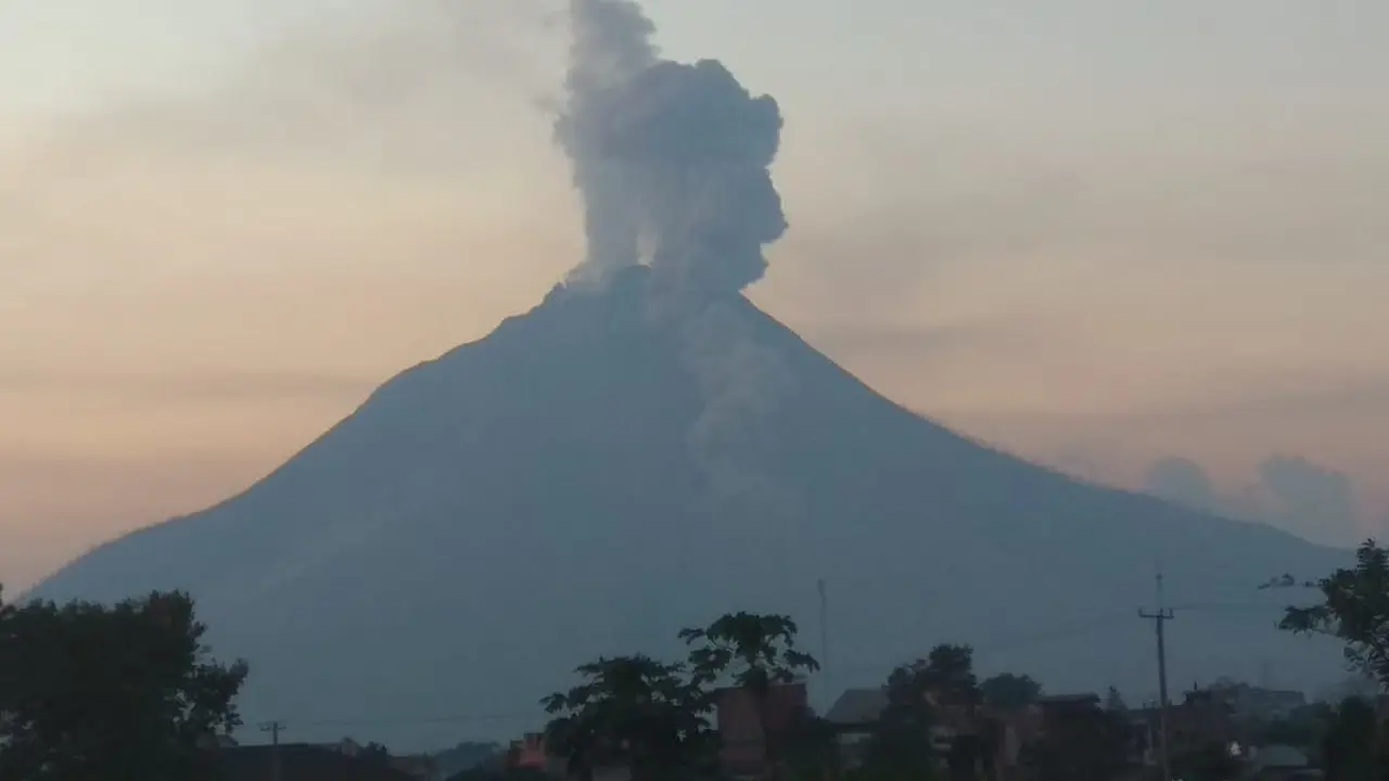 Gunung Sinabung