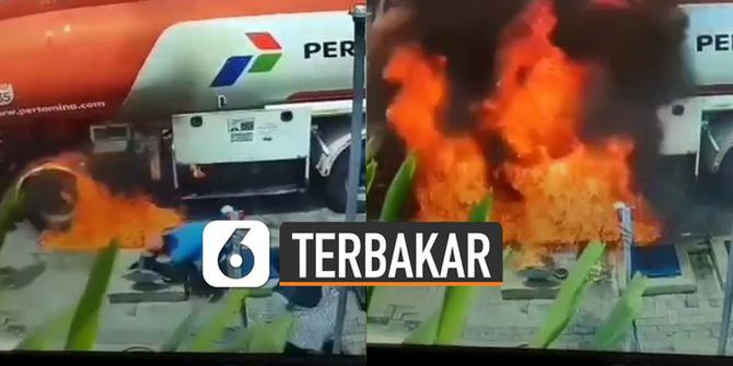 VIDEO: Ngeri, Tempat Pengisian Bahan Bakar Terbakar Saat Bongkar Muatan BBM
