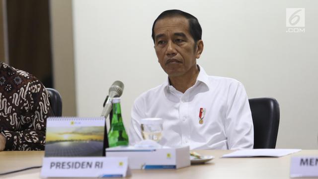 Jokowi Datangi Kantor PLN