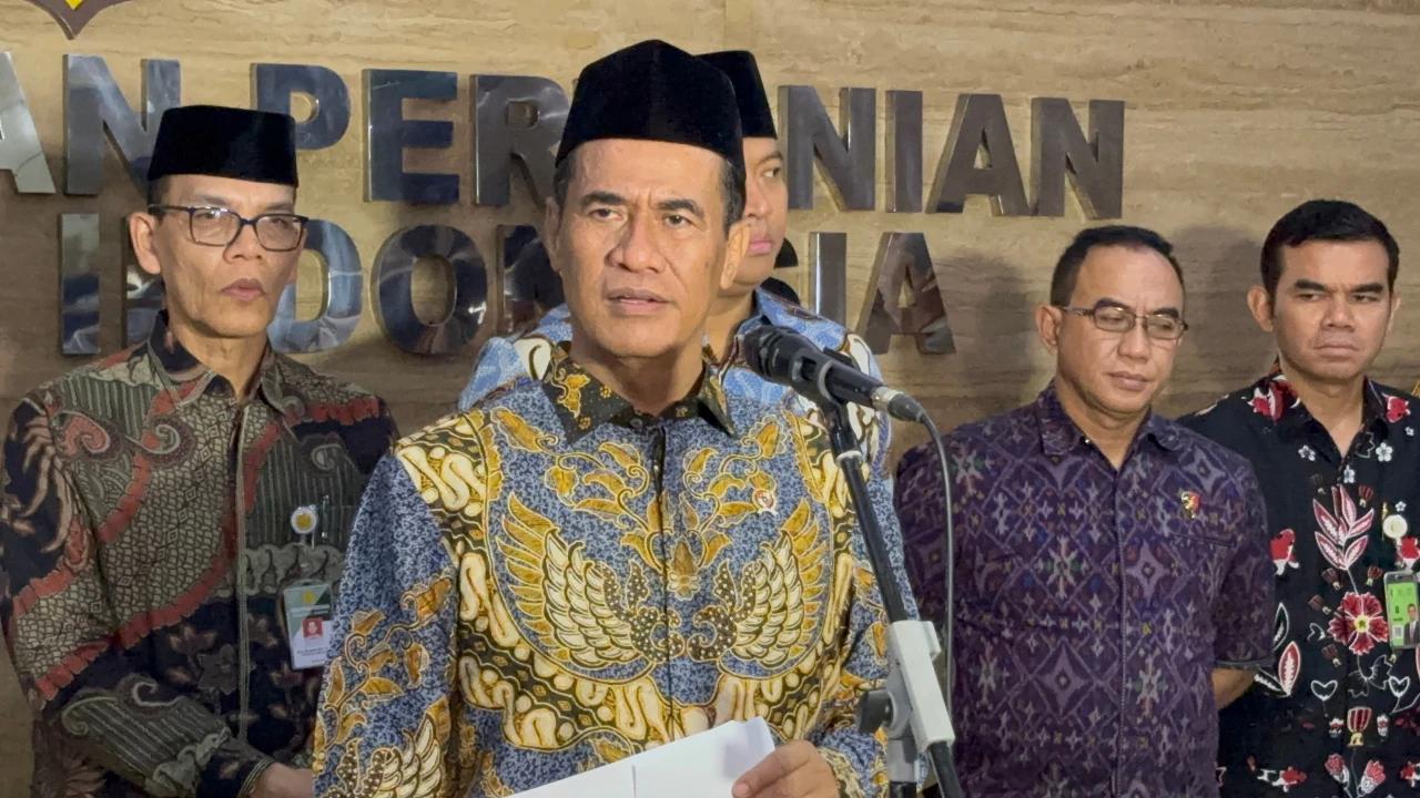 VIDEO: Emosi Mentan Amran, Oknum Ngaku Dirjen Pajaki Traktor Gratis Rp600 juta