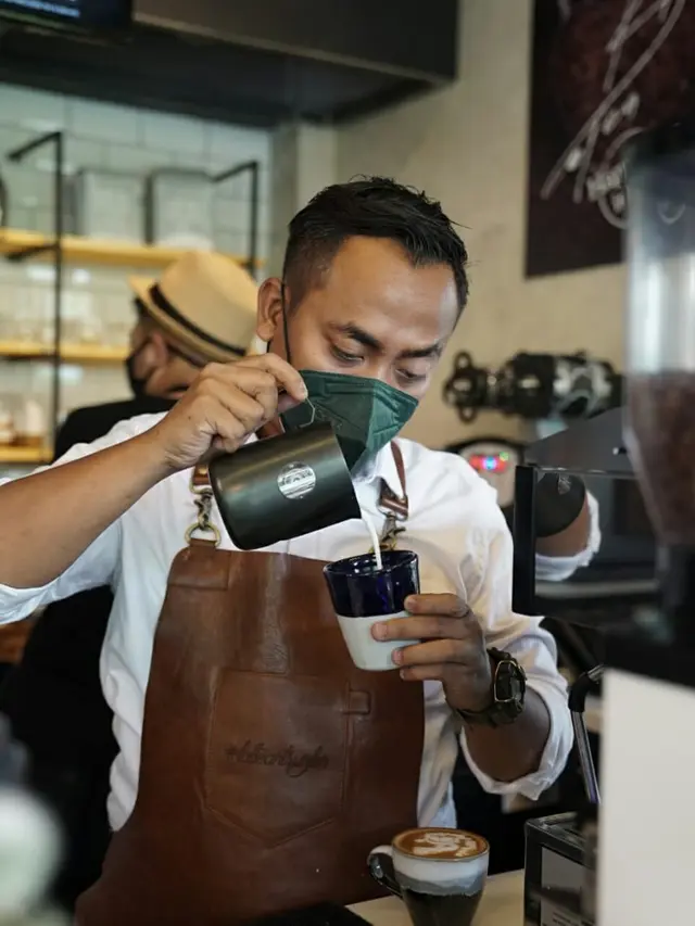 Salah satu barista di Kopislashtea