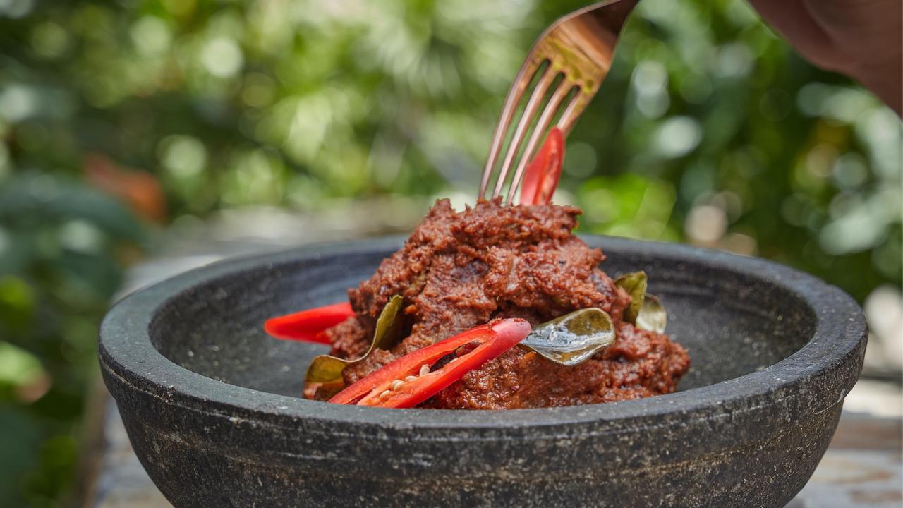 Bisa Sempurnakan Sajian, Ini Cara Memasak Rendang agar Daging Empuk dan Santan Tak Pecah