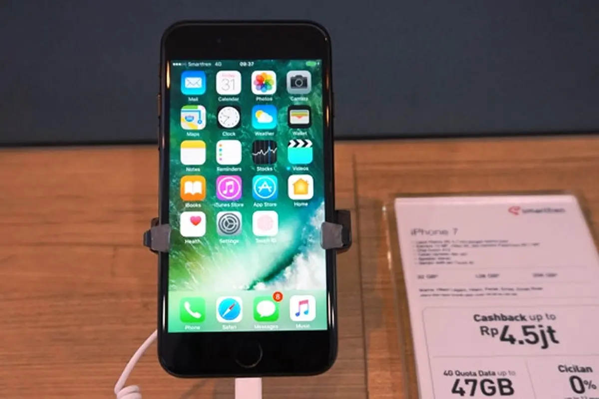 iPhone 7 di Galeri Smartfren
