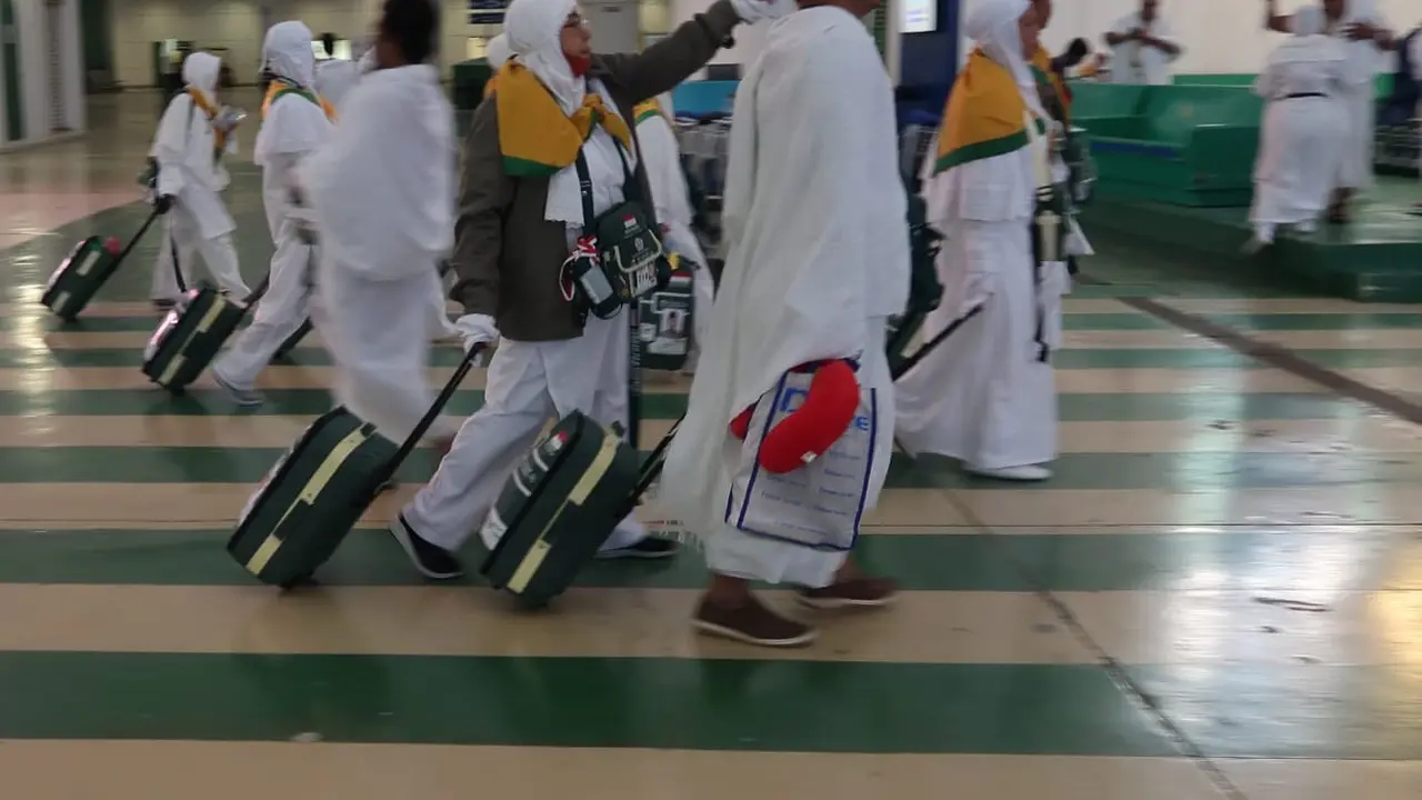 Jemaah haji baru tiba di Bandara King Abdul Aziz, Jeddah. Darmawan/MCH