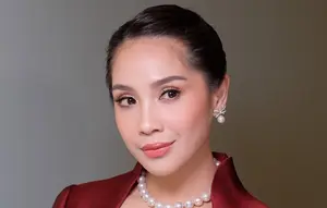 Makeup Soft Glam Nagita Slavina Saat Hadiri Peringatan HUT ke-81 RI di Istana Merdeka